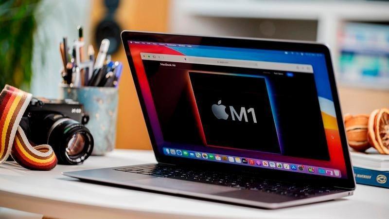 Apple MacBook Air 13" | M1 Chip (8/256GB)